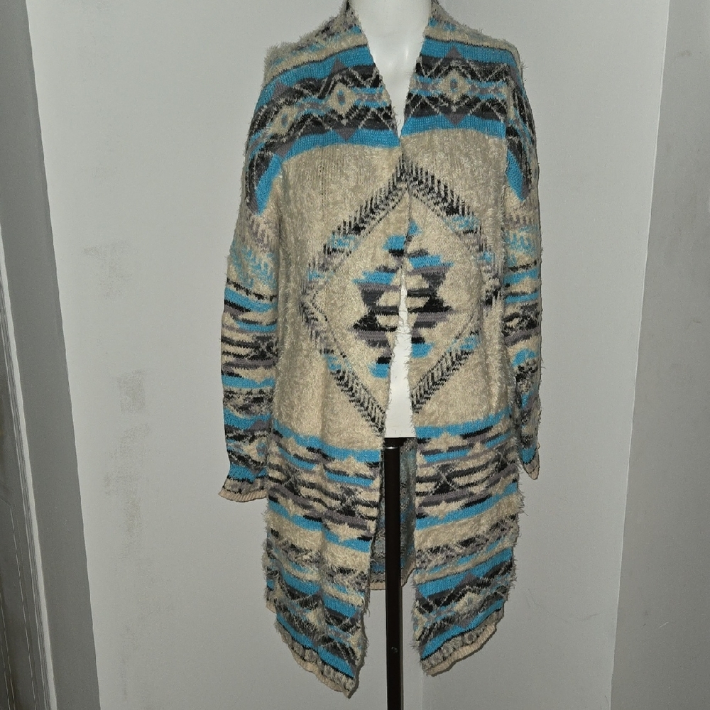 Women's Aztec Patterned Open Front Sweater - Picture 1 of 5